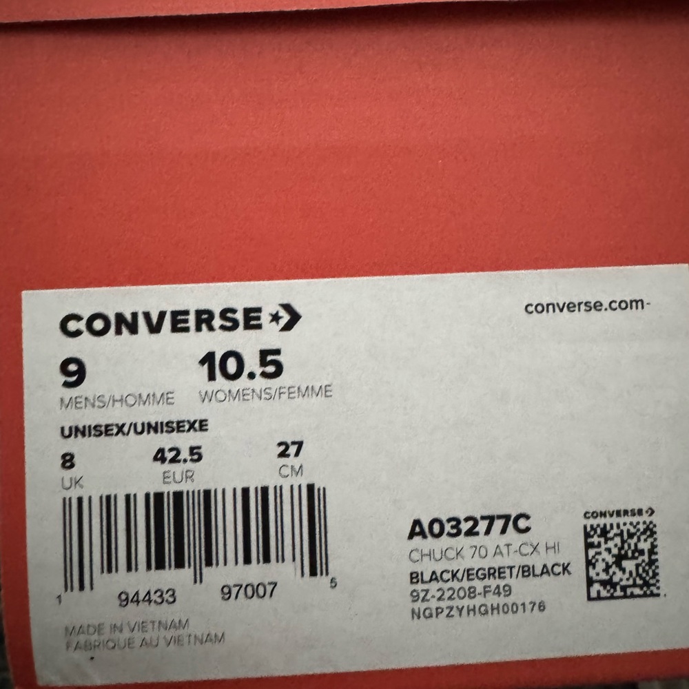 Size 9/10.5 Converse Black and Cream Traction Utility Hi Top AT-CX Sneakers - Picture 7 of 7